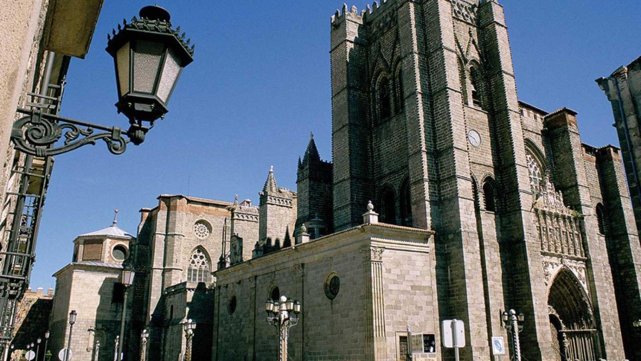 Las Covachuelas Ávila Esterno foto